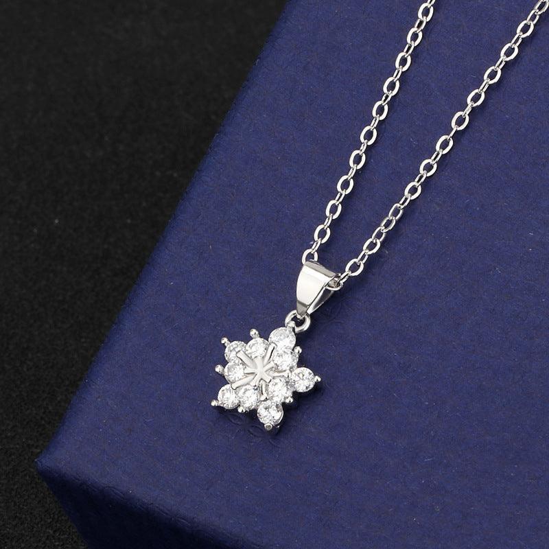 HANJIFlower Pendant NecklaceAccessoryFlower Pendant Necklace