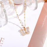 HANJI(All-22) Simple Gradient Colorful Butterfly NecklaceAccessory-22) Simple Gradient Colorful Butterfly Necklace