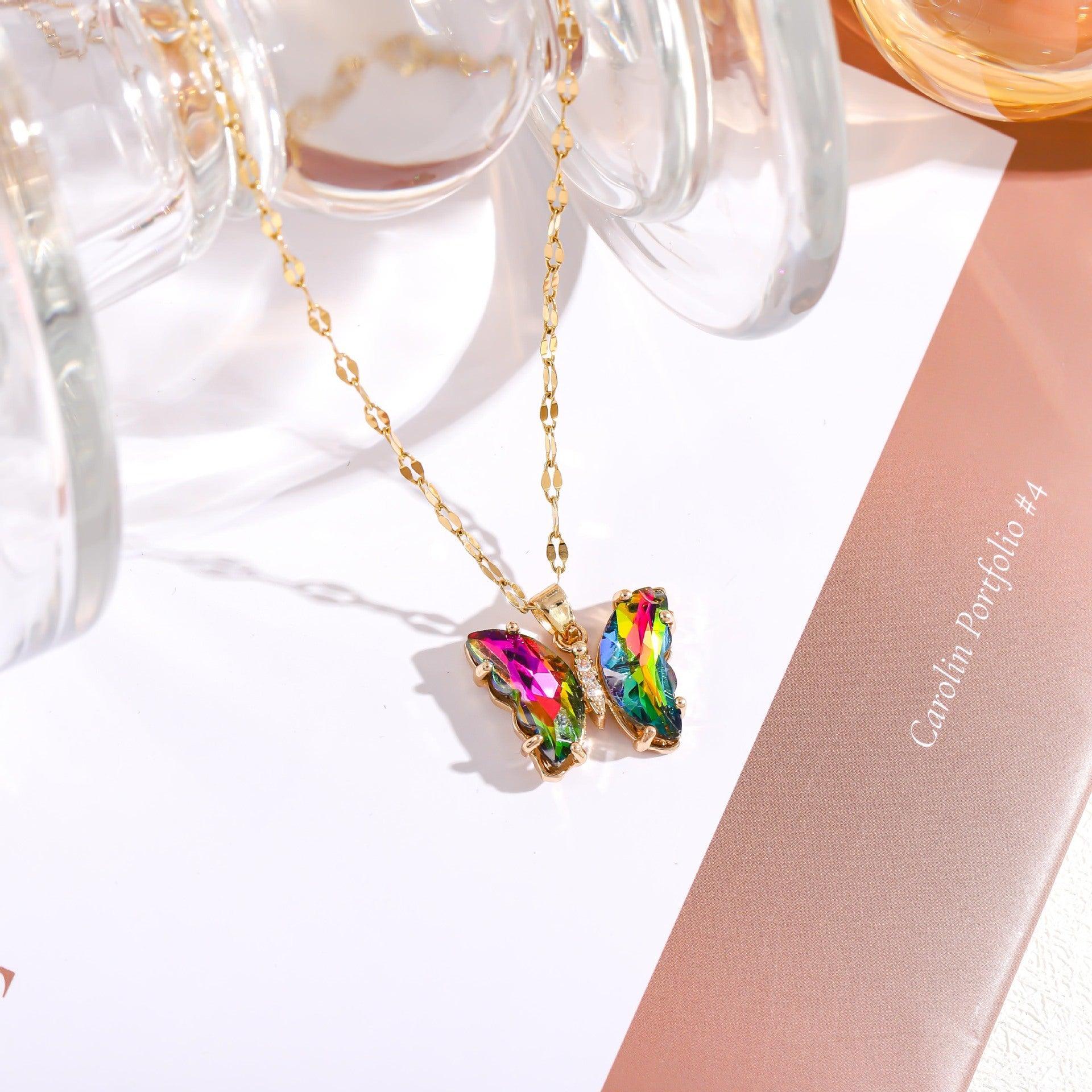 HANJI(All-22) Simple Gradient Colorful Butterfly NecklaceAccessory-22) Simple Gradient Colorful Butterfly Necklace