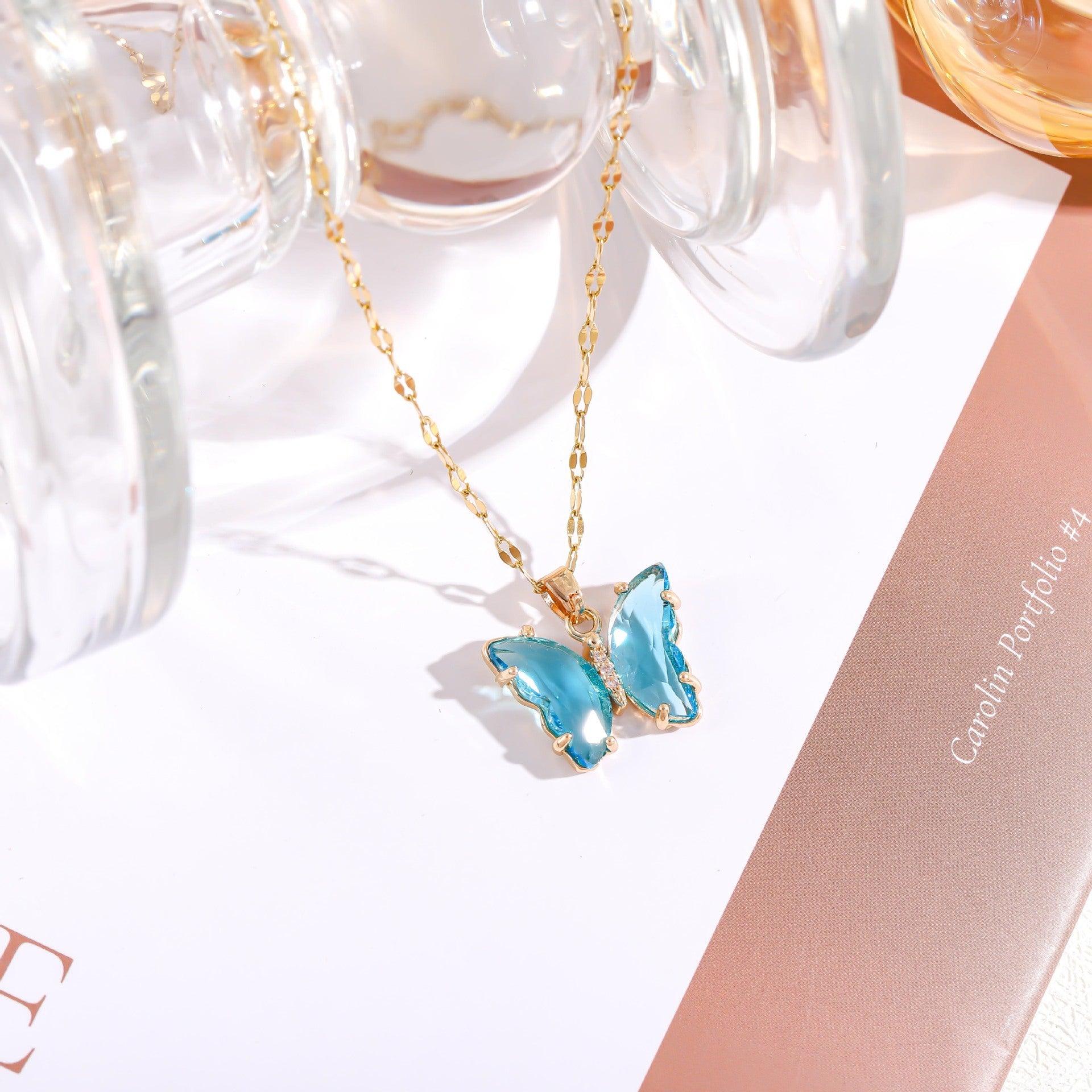 HANJI(All-22) Simple Gradient Colorful Butterfly NecklaceAccessory-22) Simple Gradient Colorful Butterfly Necklace